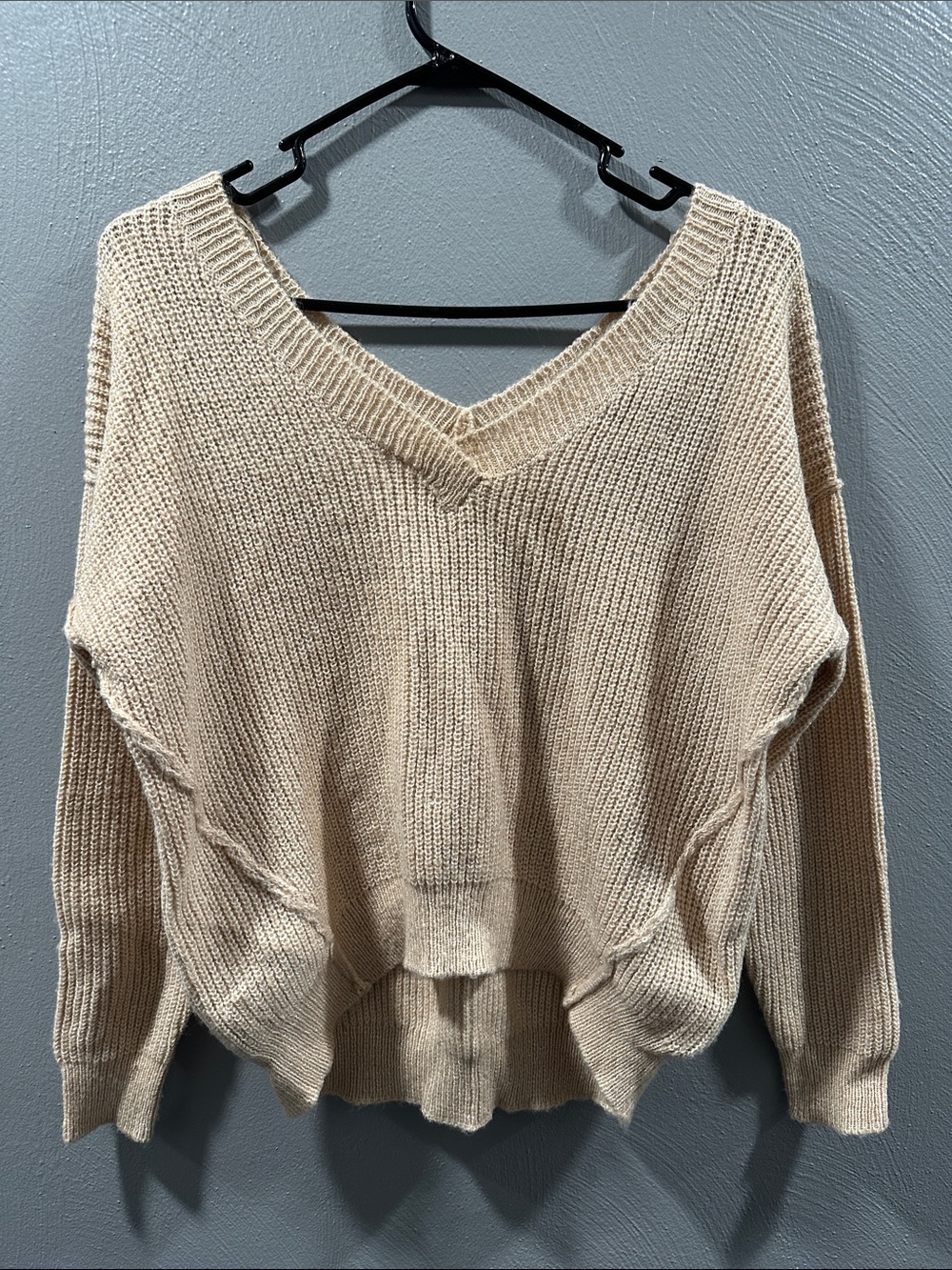 Rue21 Cream V-Neck Oversized Knit Sweater